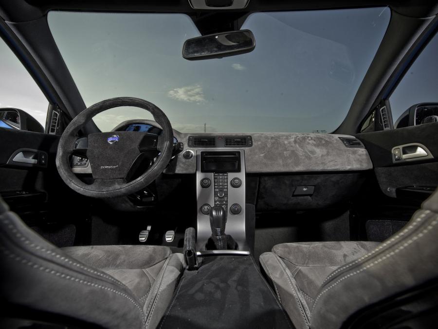  Volvo C30 Polestar Performance Concept 2010 года  (фото 5 из 45)